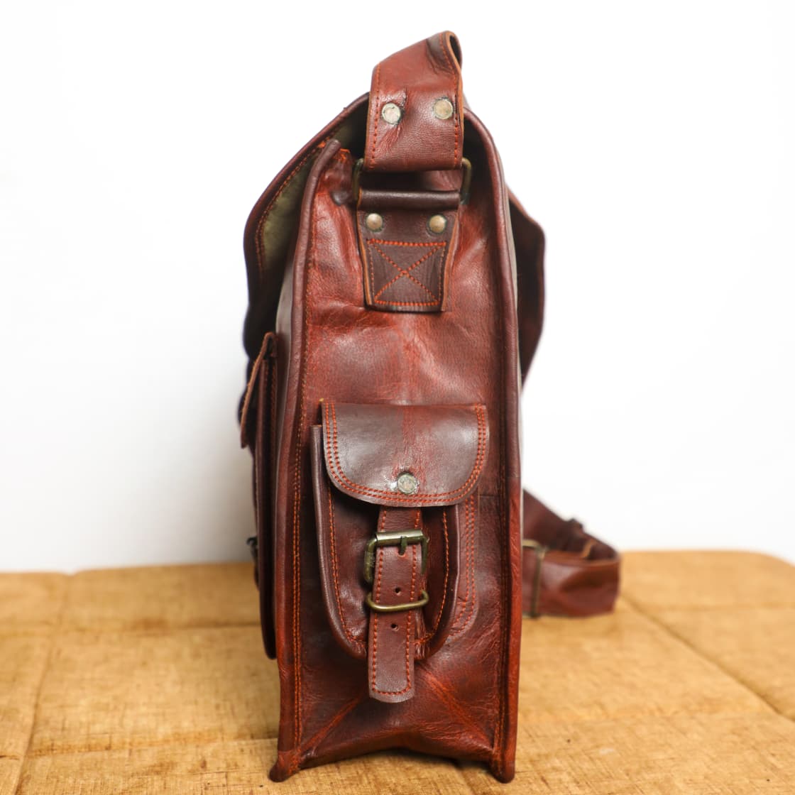 Rhinoland Executive Vintage Leather Messenger Bag (16”)
