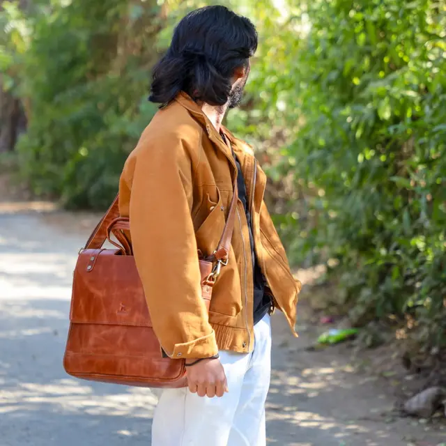 Crossbody bag