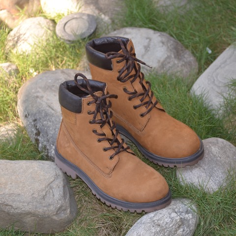 Boots & Shoes