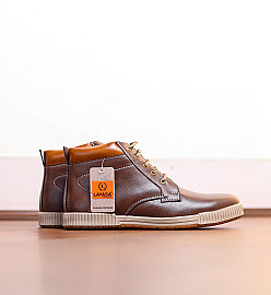 Layasa Men’s Mid-Top Casual Shoes