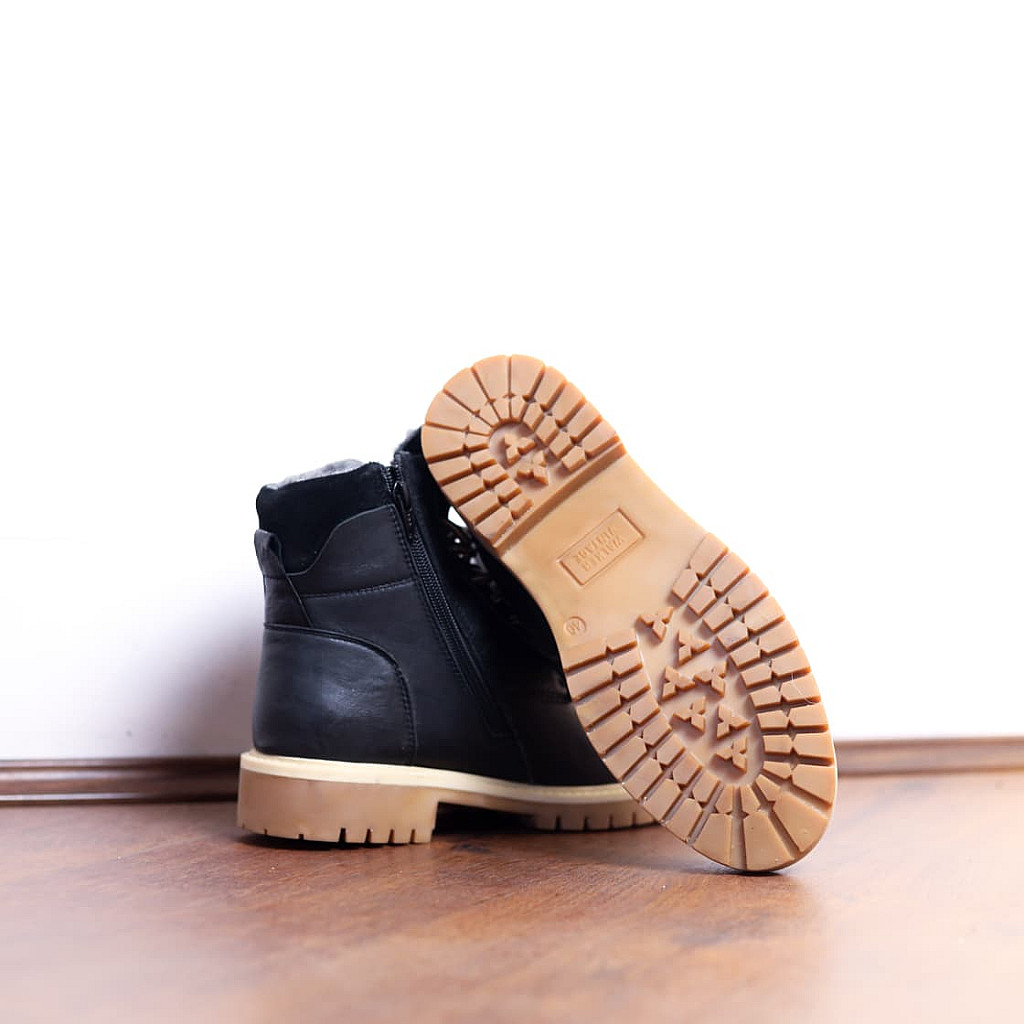 Walker Vintage Fur Black