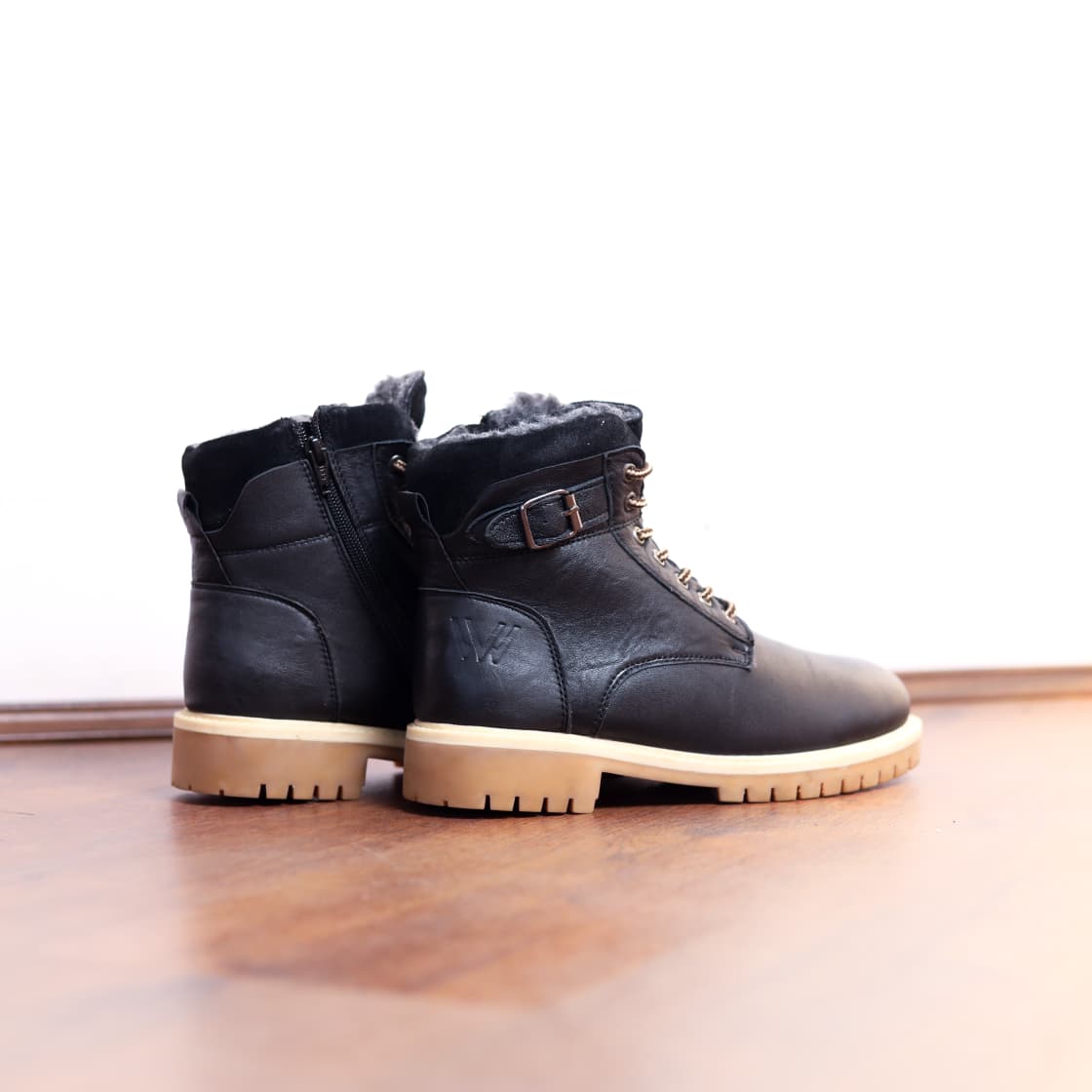 Walker Vintage Fur Black