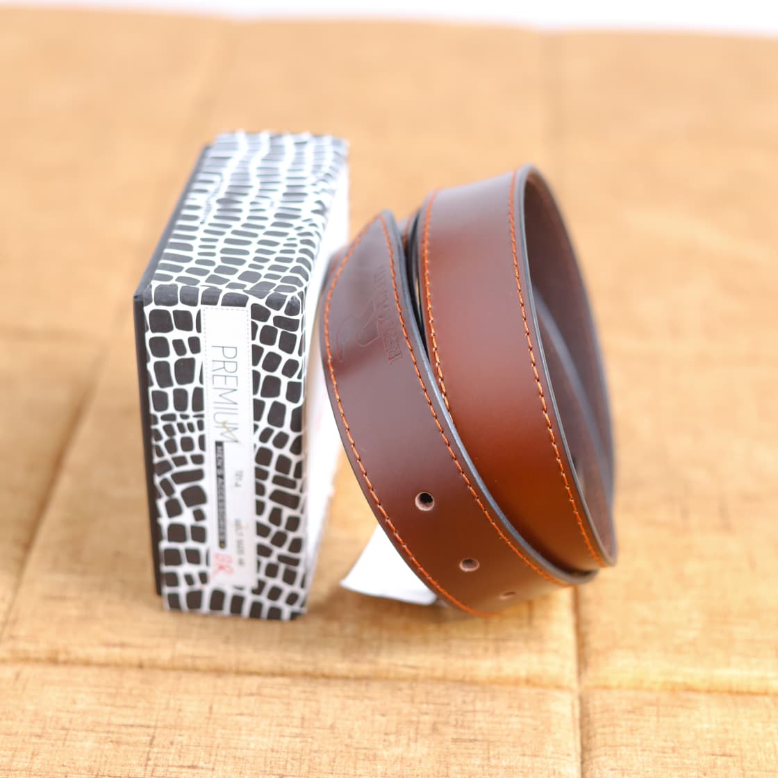 Rhinoland Stitches Belt