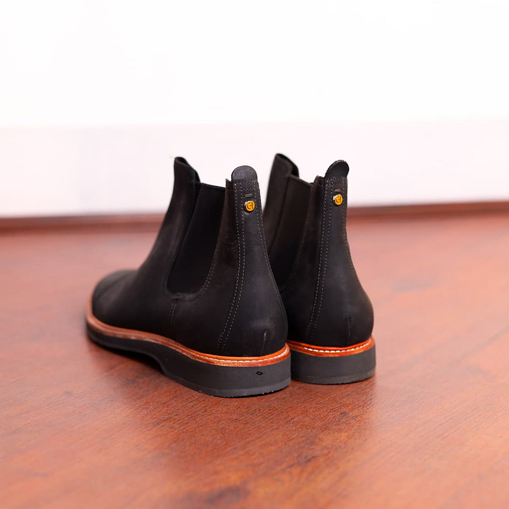 Coolhaan Chelsea Boots For Men