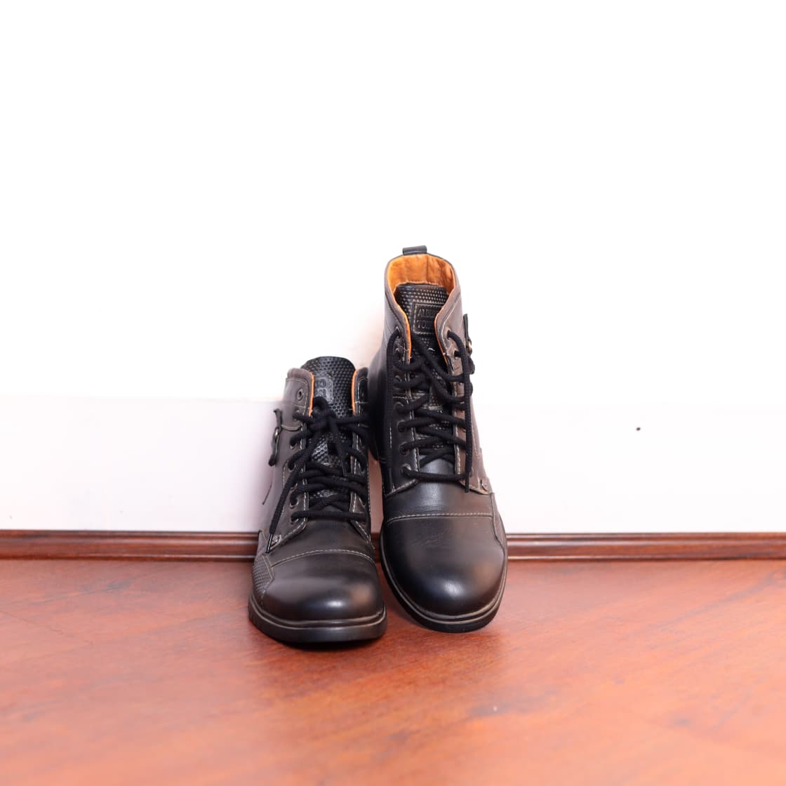 Roberta Classic Rugged Boots for Men